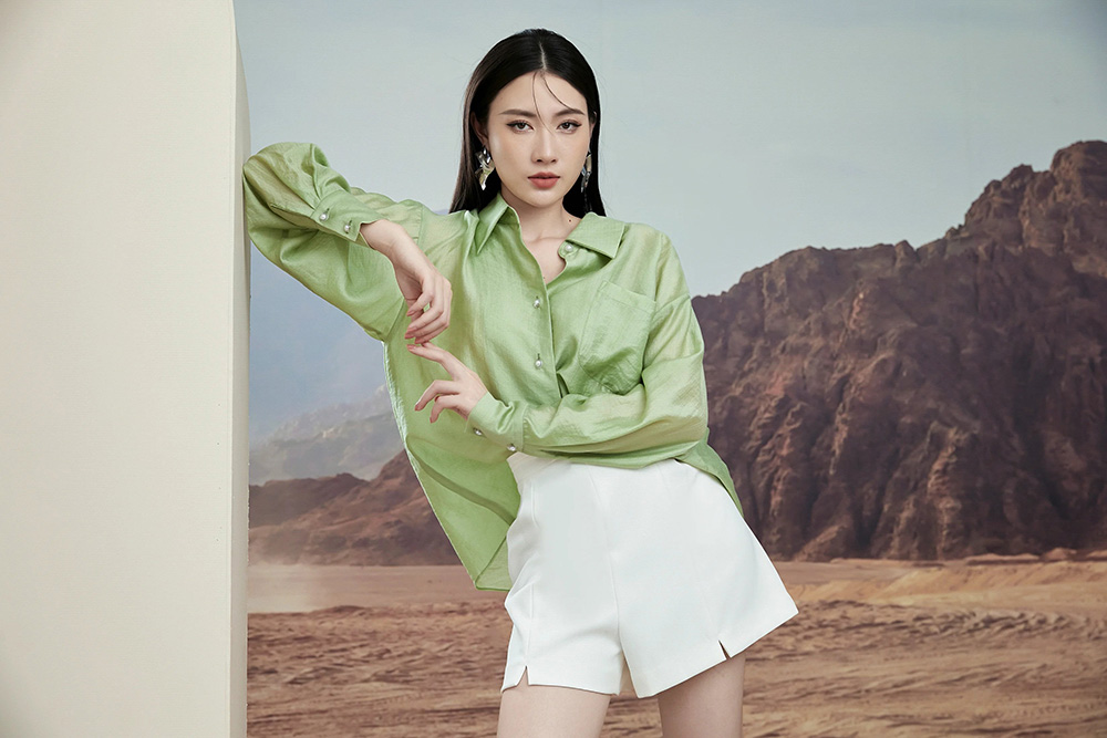 Ghi chú công thức phối đồ chân váy xếp ly ngắn “đẹp như mơ”